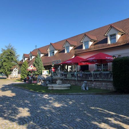 Hotel Pension Zur Linde à Berlstedt Extérieur photo