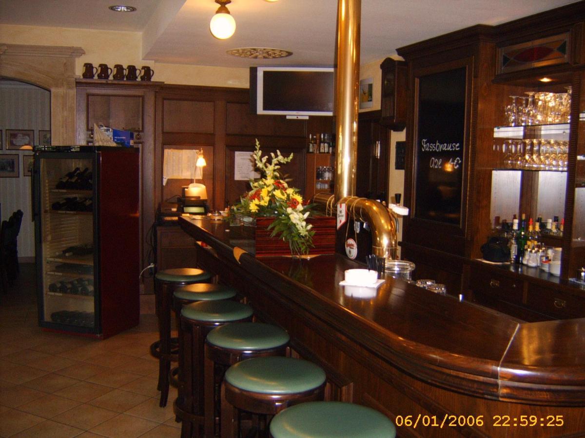 Pension Zur Linde Berlstedt Extérieur photo