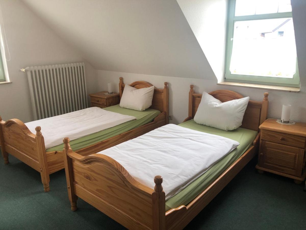Pension Zur Linde Berlstedt Extérieur photo